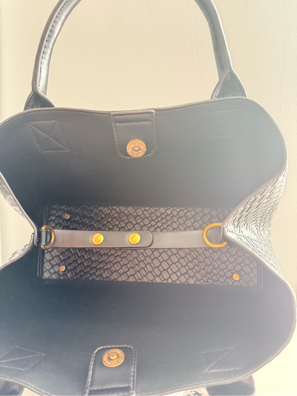 3pcs set of Black Woven Tote Bag with Matching Pouch - Picture 6 of 8